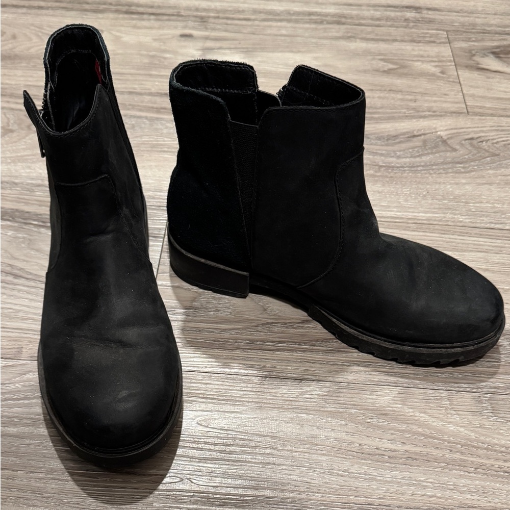 Women's Black Sorel Ankle Boots